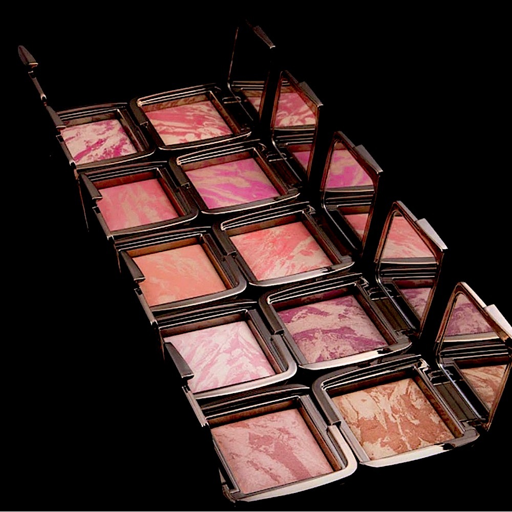 3 FOR $90!! Pick Your Shade!
BRAND NEW!